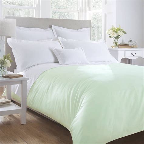 The Magic of Microfiber Bed Sheets: Softness and Durability Combined
